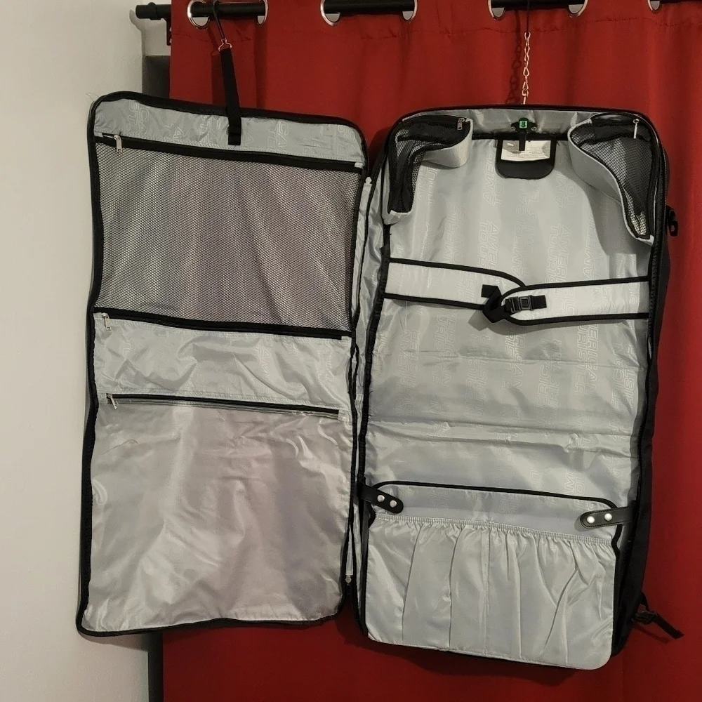 American Tourister Garment Bag Black​​​
